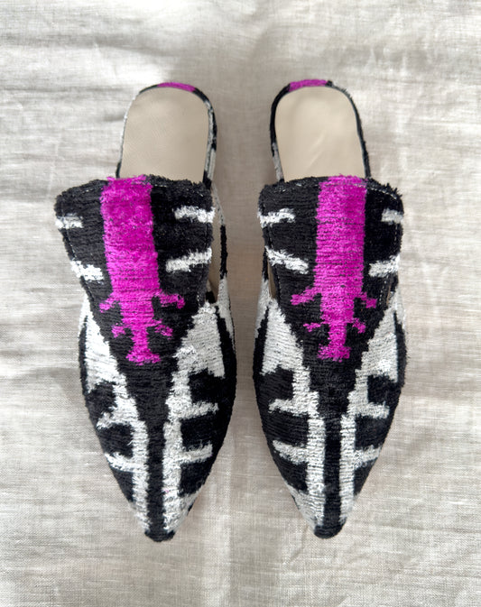 Silk velvet ikat handmade sharp pointed toes slippers