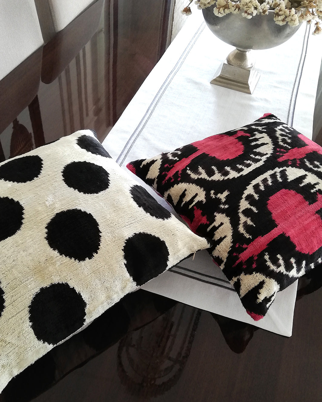 cushion cover silk velvet ikat / silk ikat 40x40cm vs001