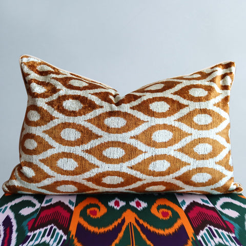 cushion cover silk velvet ikat / organic linen 40x60cm vl030