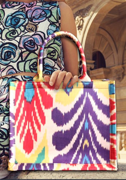 Mini totebags made of authentic handwoven silk ikat fabrics in bright and vibrant colours. Handbag, tote bag, vibrant bag, women fashion, Ikat Bag, ikat totebag, silk Ikat Bag