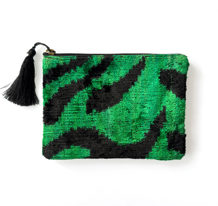 Wholesale Ikat Silk Velvet Pouch: High-Margin Inventory for Boutique Stock. Handcrafted Mini Bags—unique, fast-selling designer accessories. Inquire for bulk pricing.