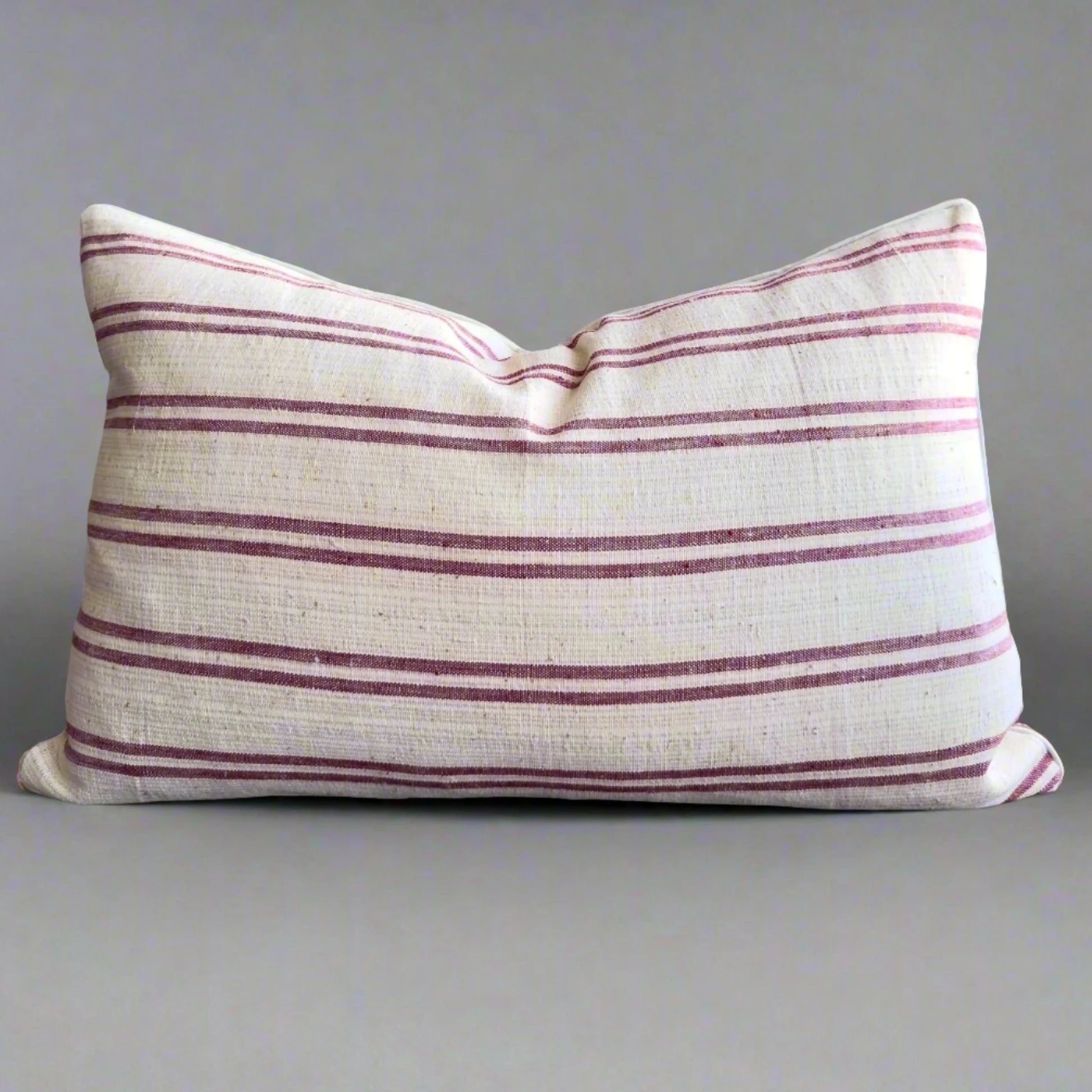 The cushion cover in the luxury living room 