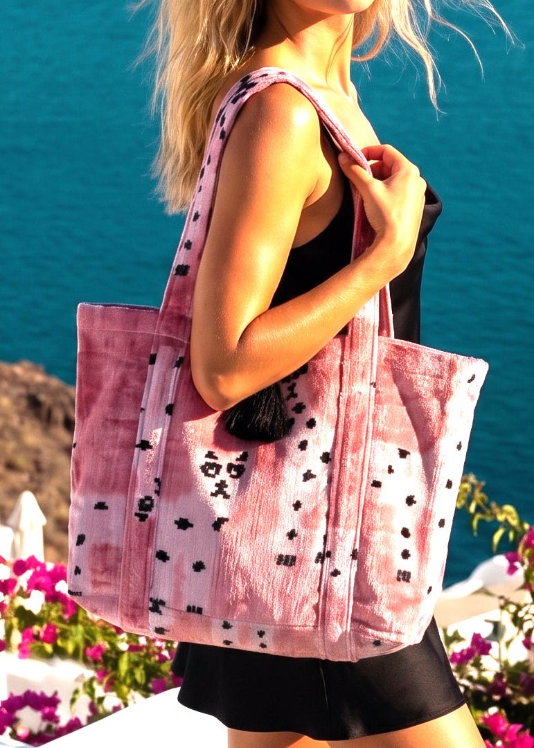 Oversized silk velvet cat print shoulder bag in blush pink