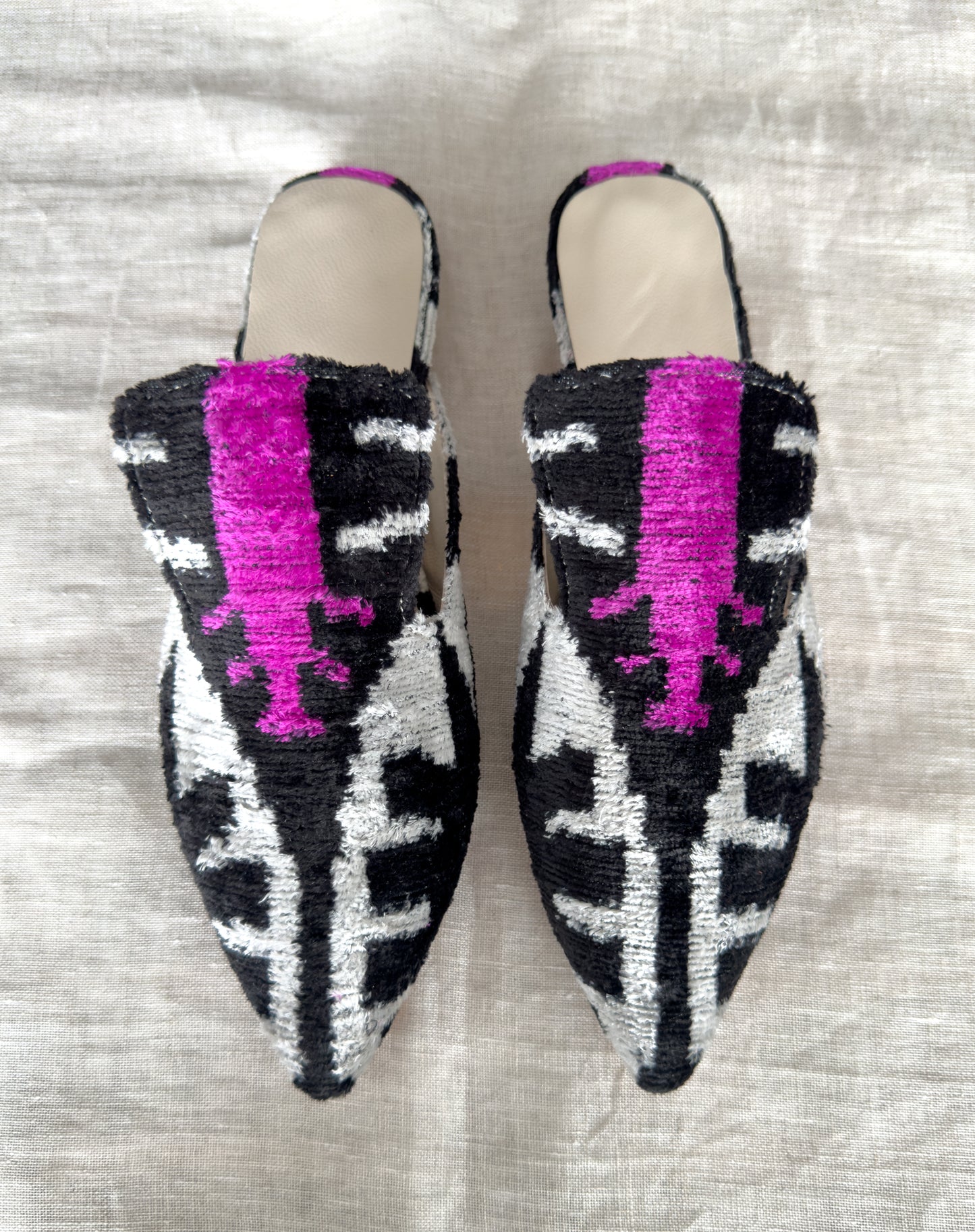 Silk velvet ikat handmade sharp pointed toes slippers