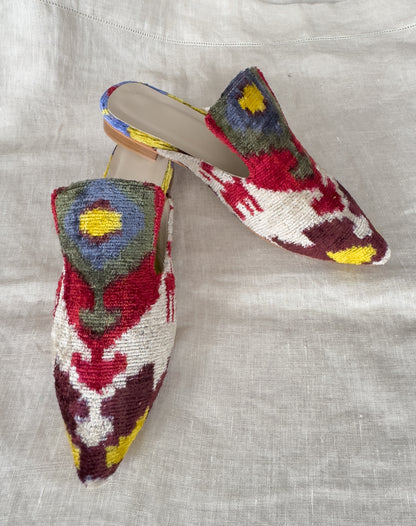 Silk velvet ikat handmade sharp pointed toes slippers