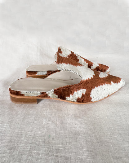Silk velvet ikat handmade sharp pointed toes slippers