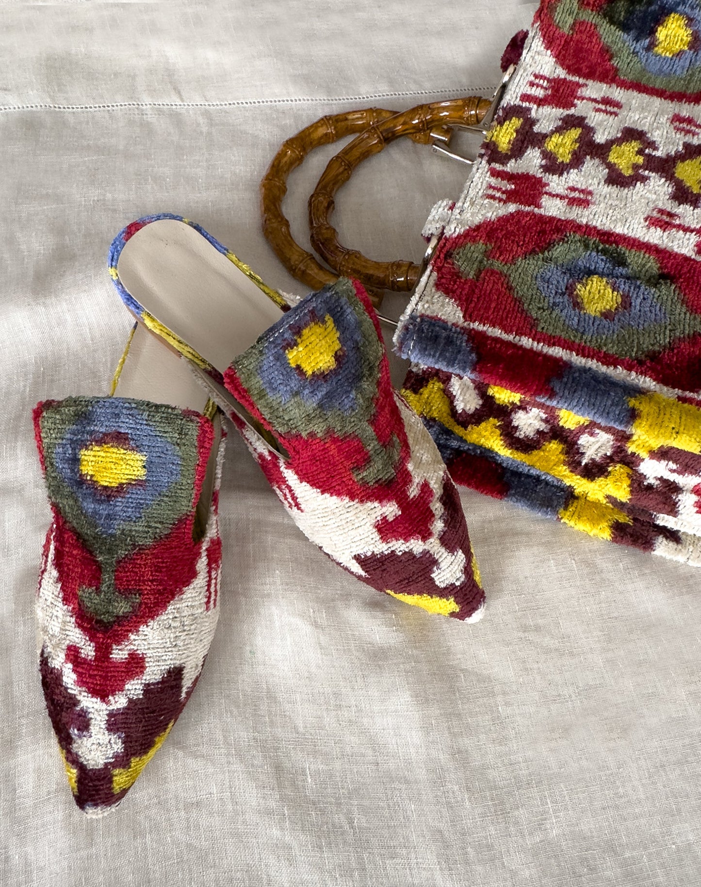 Silk velvet ikat handmade sharp pointed toes slippers