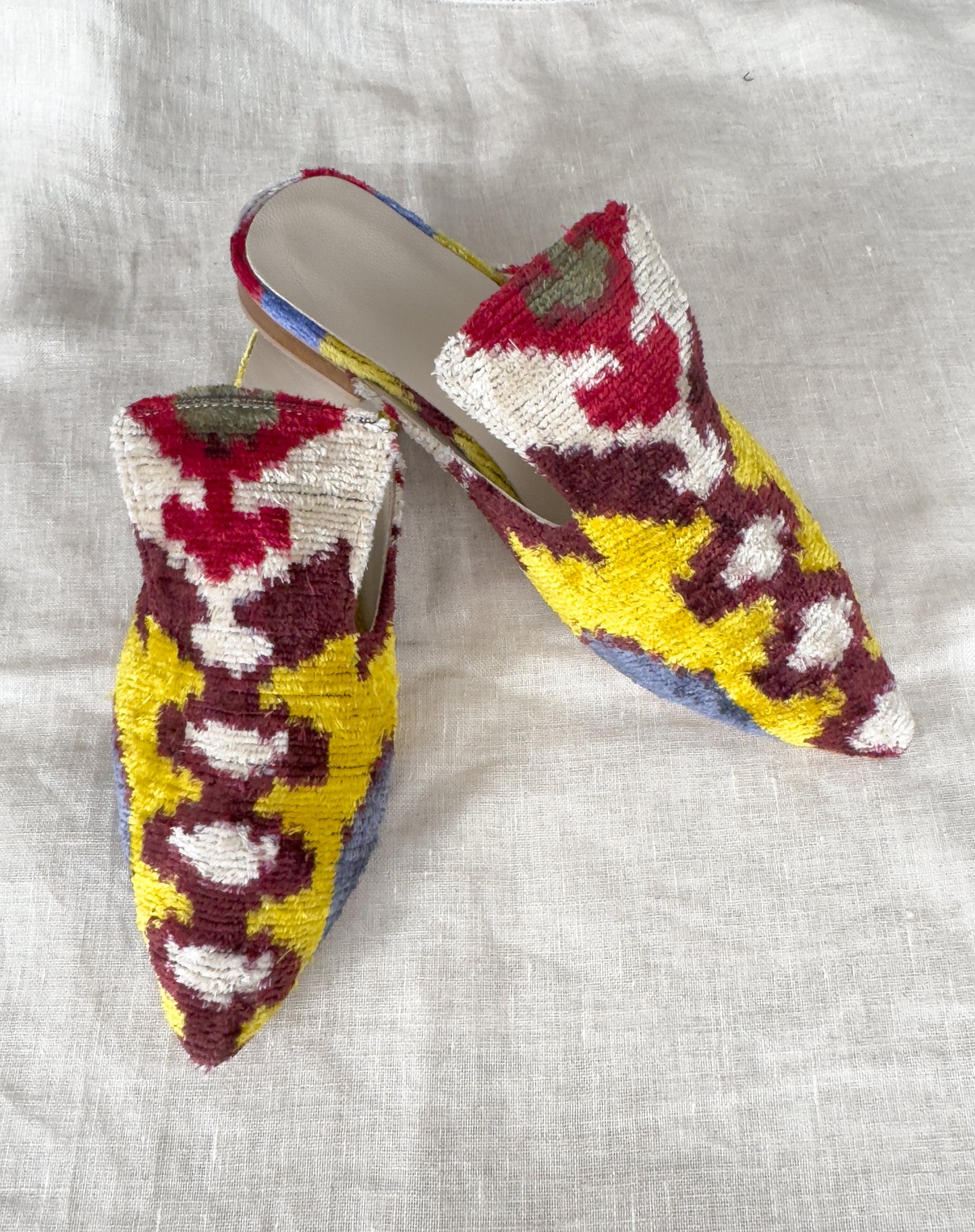 Silk velvet&nbsp;ikat handmade sharp pointed toes.