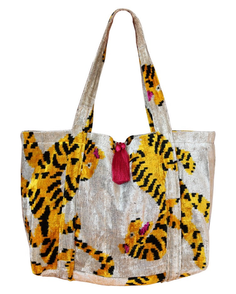 silk velvet ikat oversize bag 007