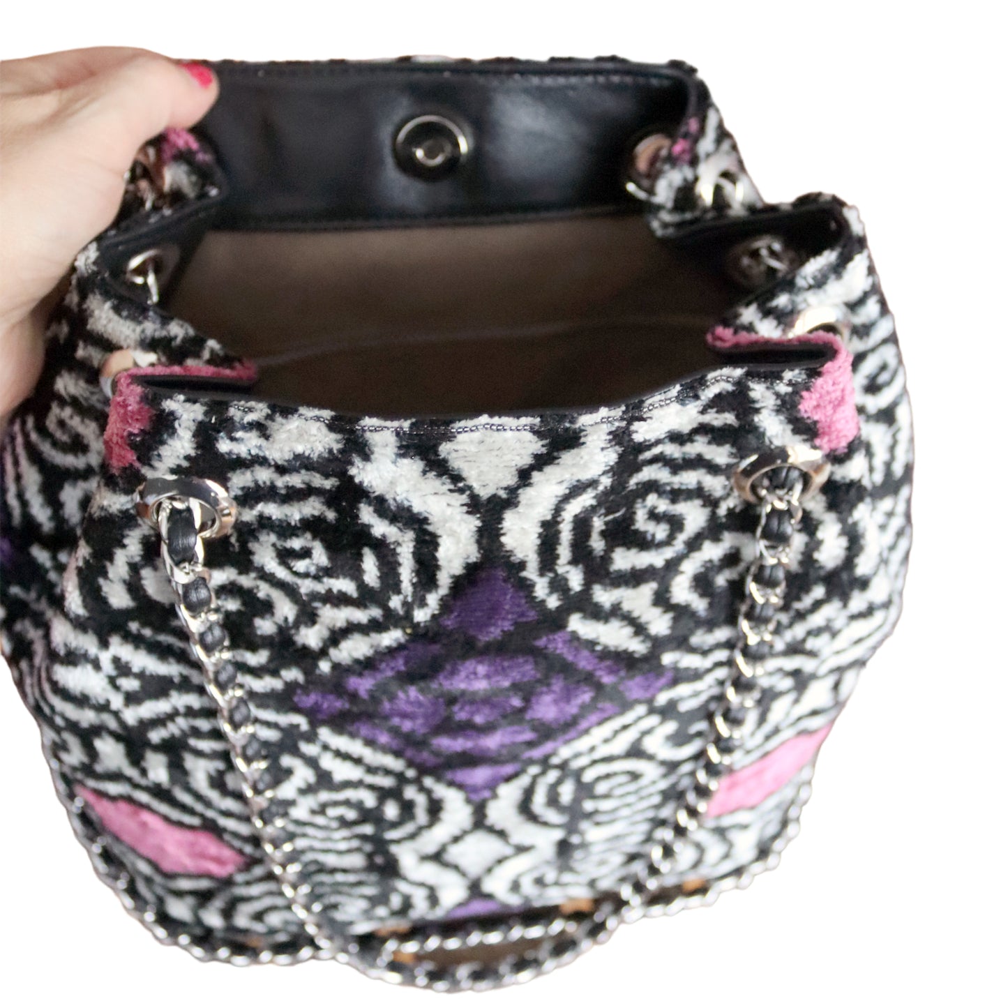 Bolso tipo cubo de terciopelo de seda Ikat - 011