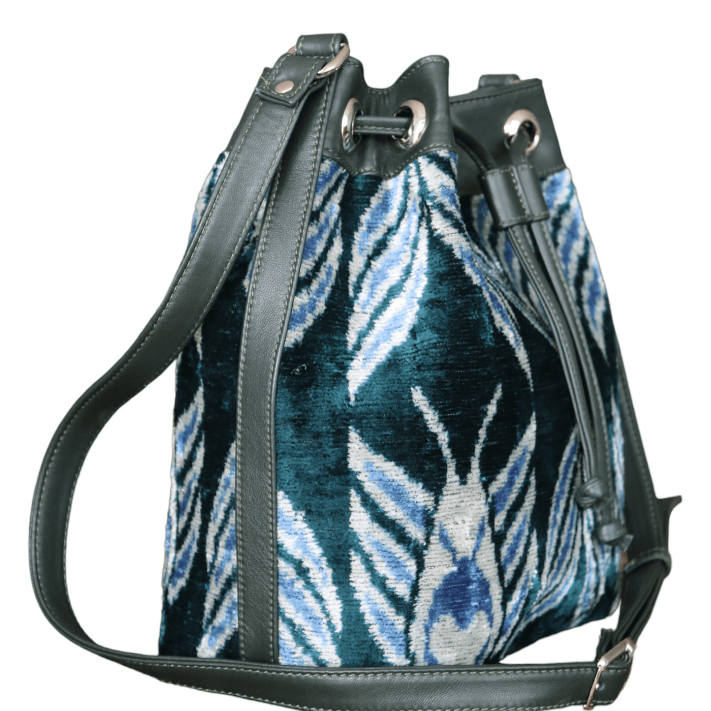Bolso tipo cubo de terciopelo de seda Ikat - 020