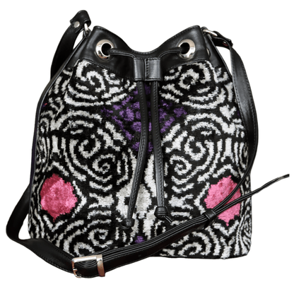 Bolso tipo cubo de terciopelo de seda Ikat - 021