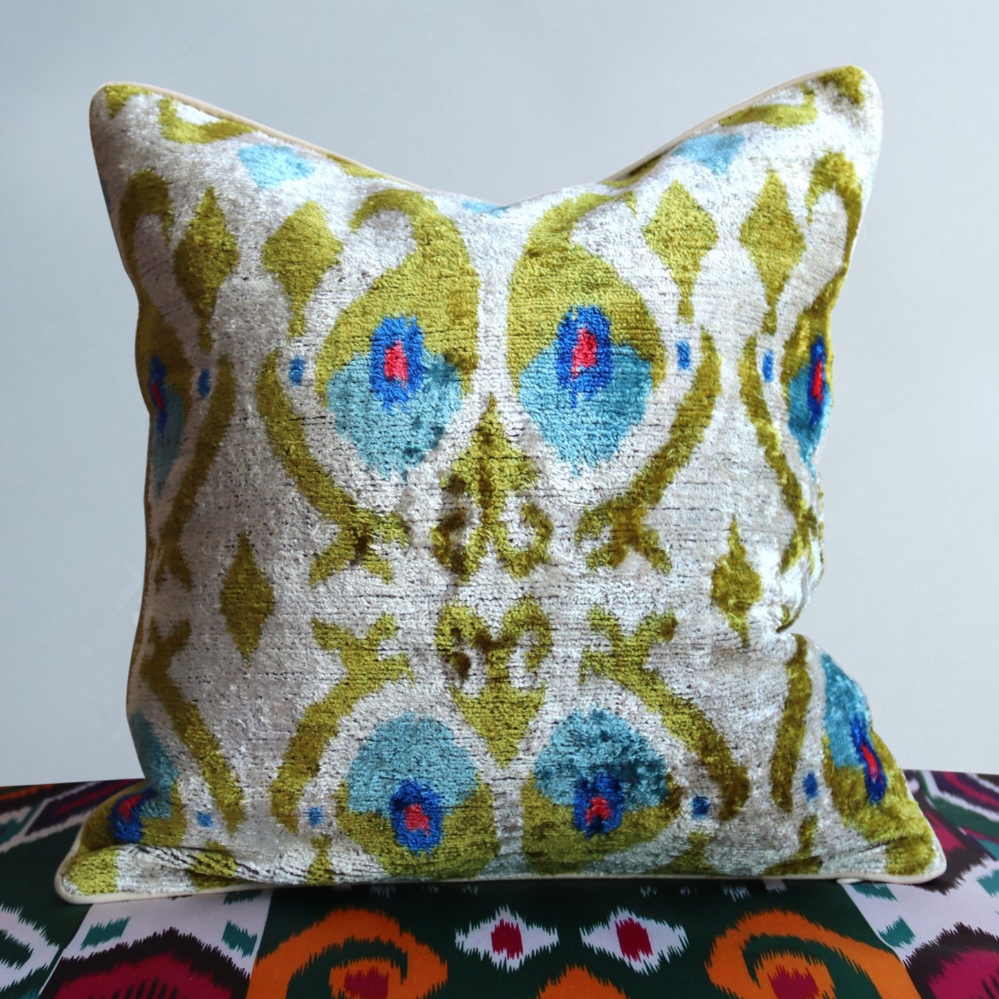 cushion cover silk velvet ikat / organic linen 40x40cm vl033