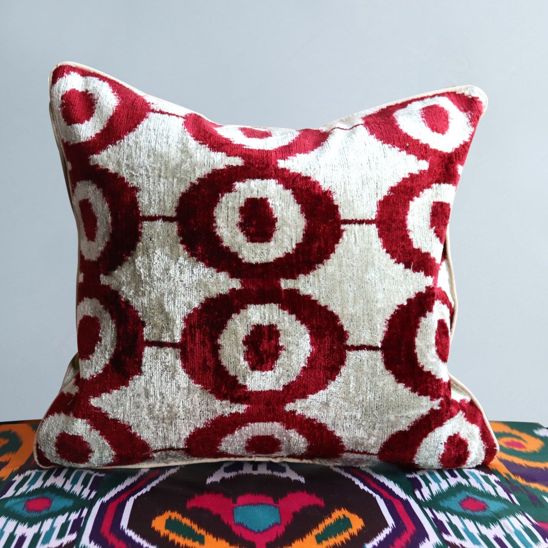 silk velvet ikat / organic linen 40x40cm vl044