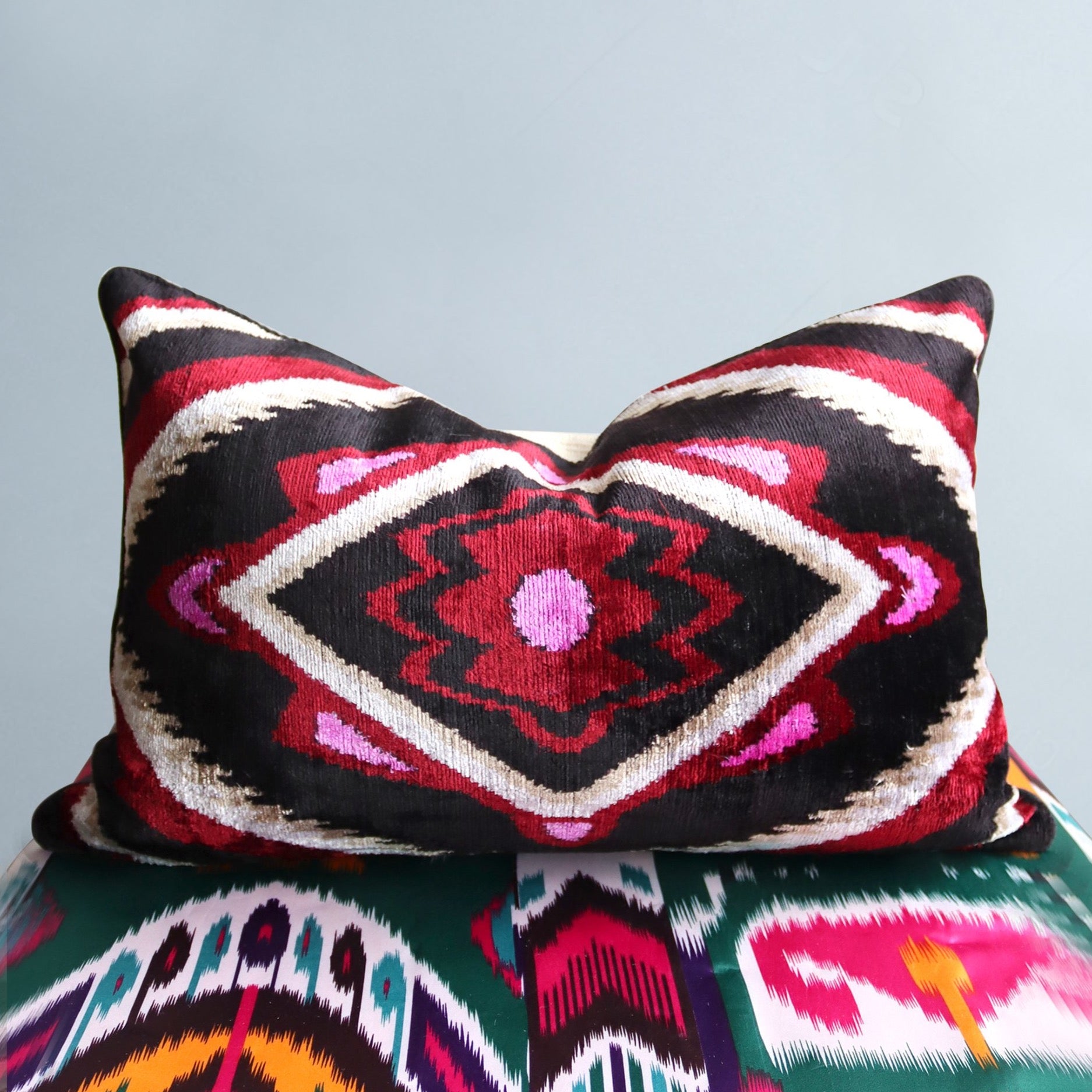 cushion cover silk velvet ikat / organic linen 40x60cm vl018
