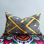 cushion cover silk velvet ikat / silk ikat 40x60cm vs056