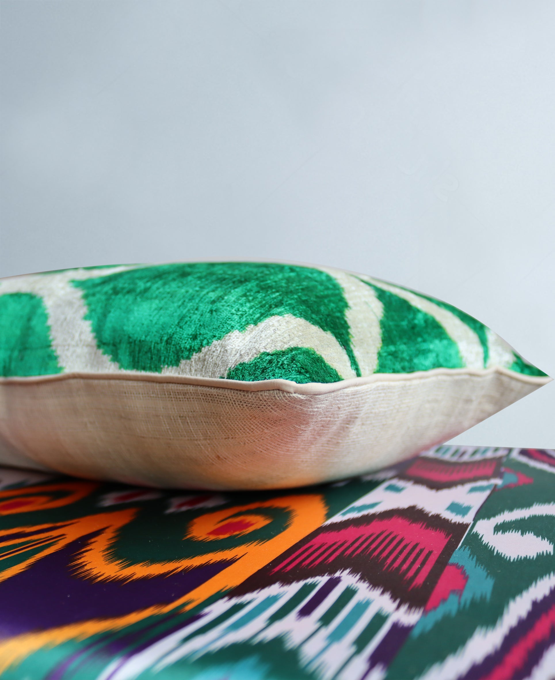 cushion cover silk velvet ikat / organic linen 40x60cm vl021