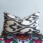 cushion cover silk velvet ikat / silk ikat 40x60cm vs003