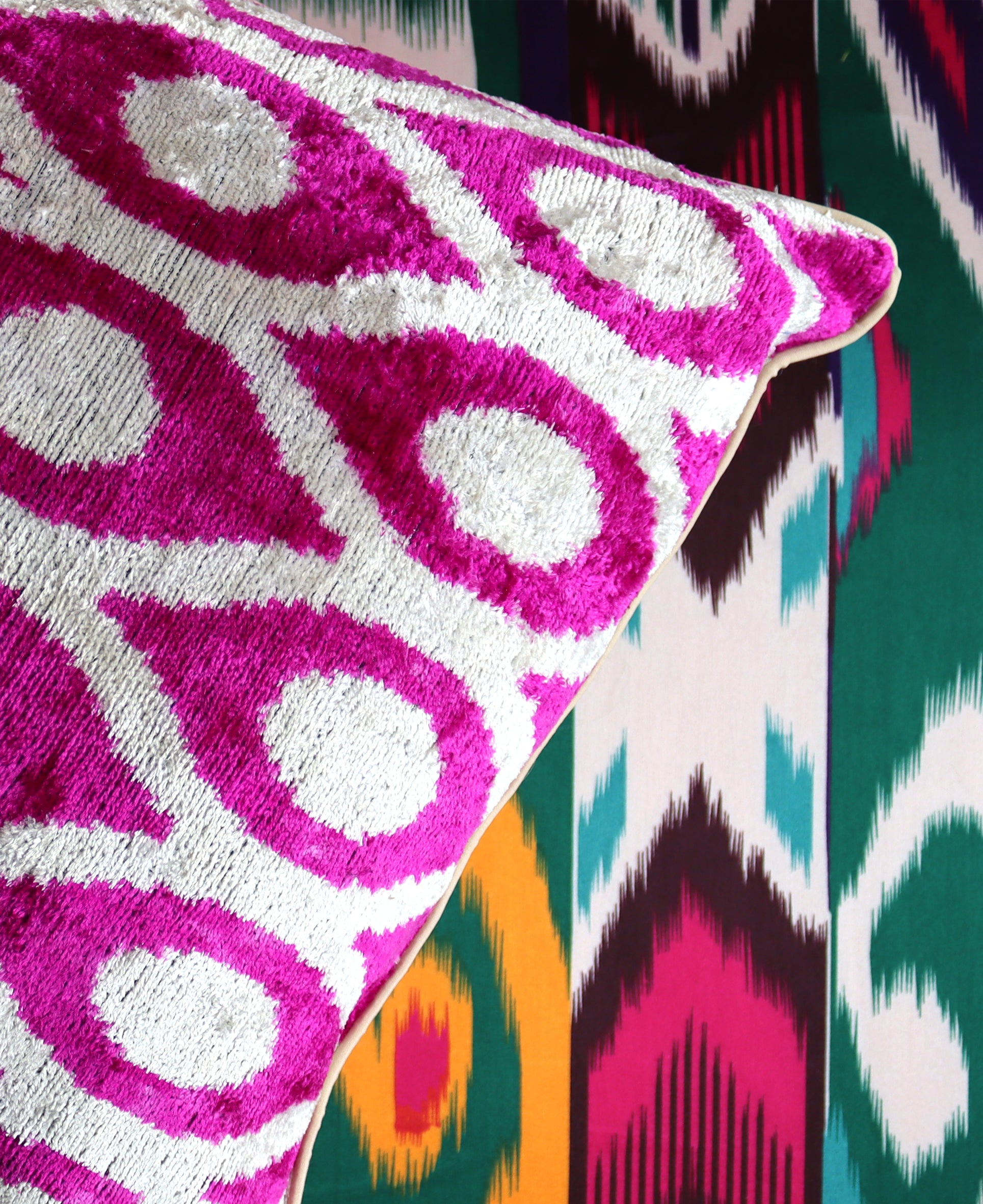 cushion cover silk velvet ikat / organic linen 40x60cm vl022