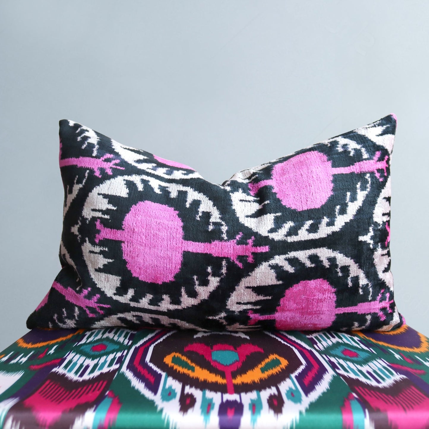 cushion cover silk velvet ikat / silk ikat 40x60cm vs007