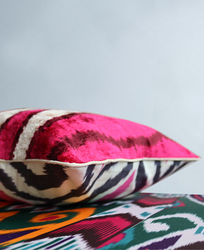 cushion cover silk velvet ikat / cotton ikat 40x60cm vc023