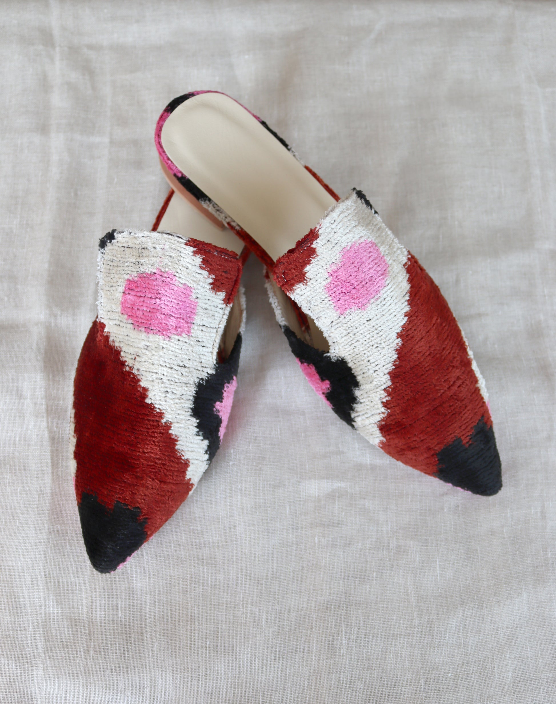 silk velvet ikat slippers 052