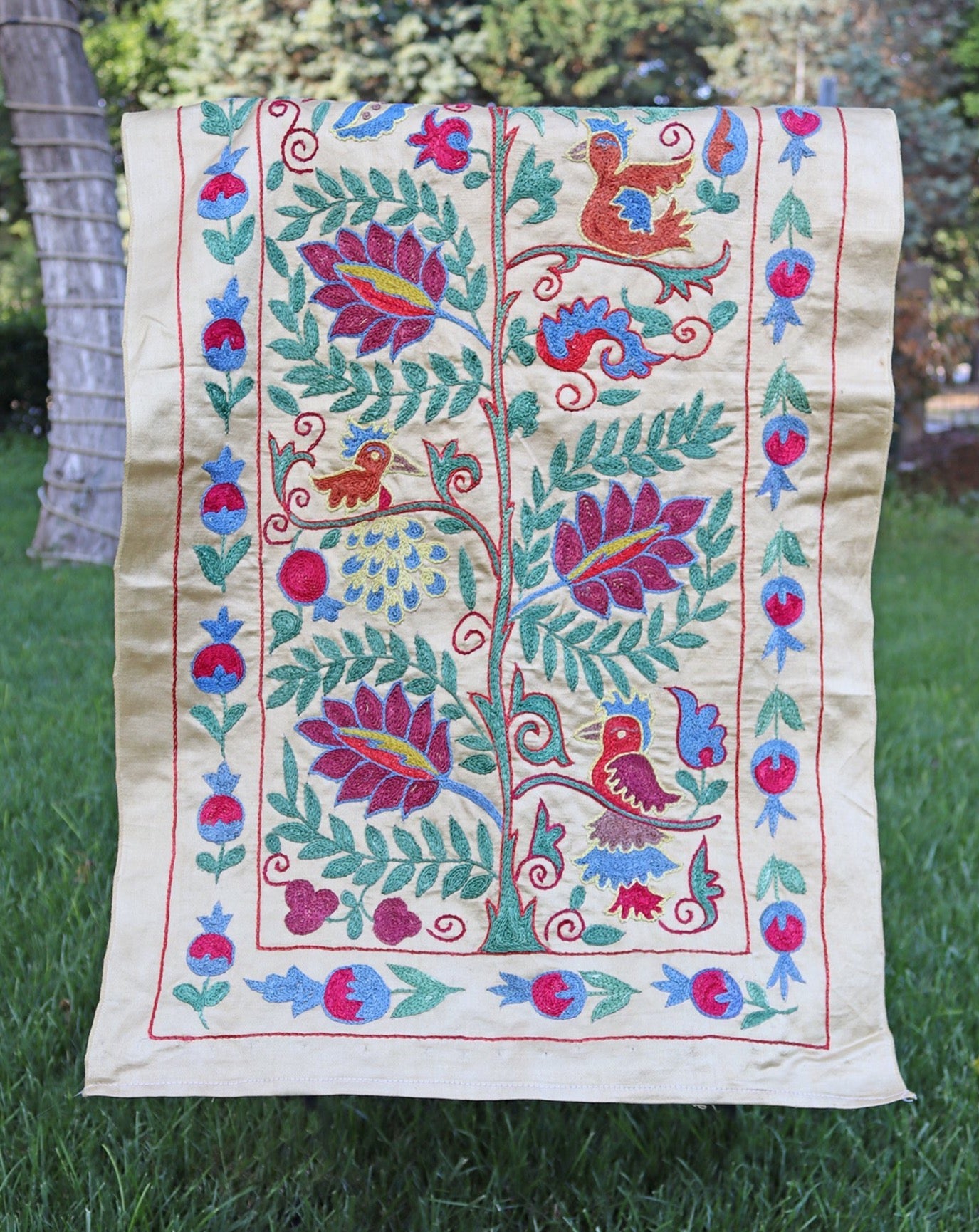 silk suzani table runner 002