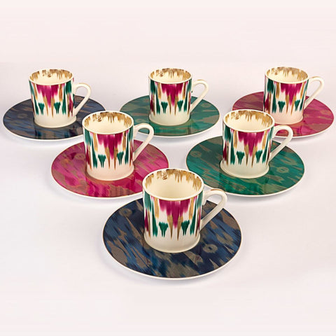 ikat patterned porcelain coffee cups, set of 6 with gold gilding. Elegant espresso or coffee cups for refined coffee moments and special occasions.